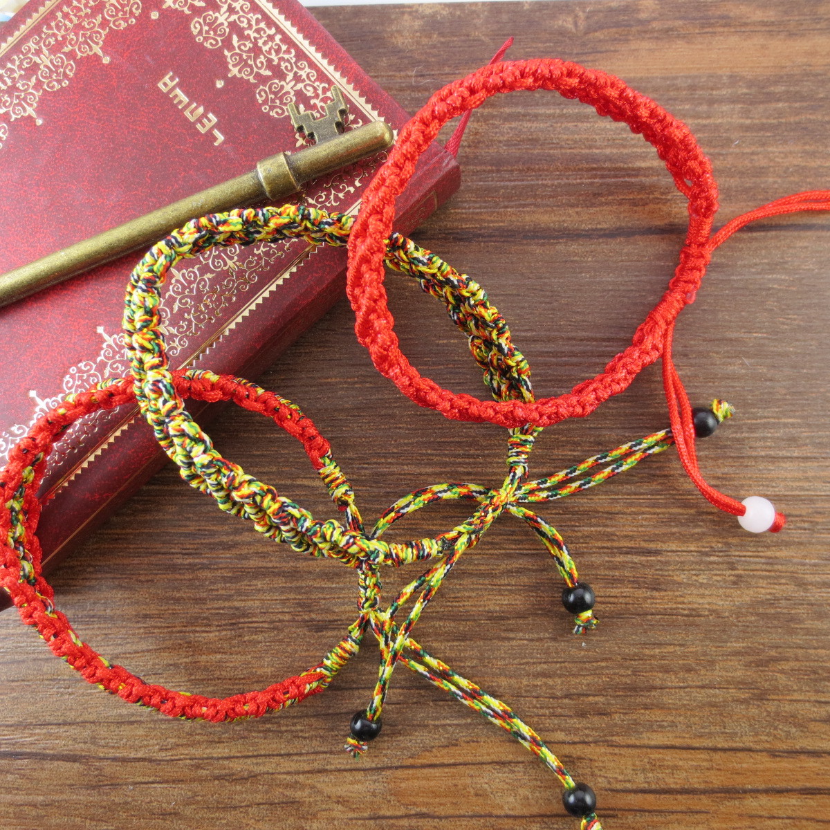 精编红绳手绳 鸳鸯结 姻缘绳 精美手饰品