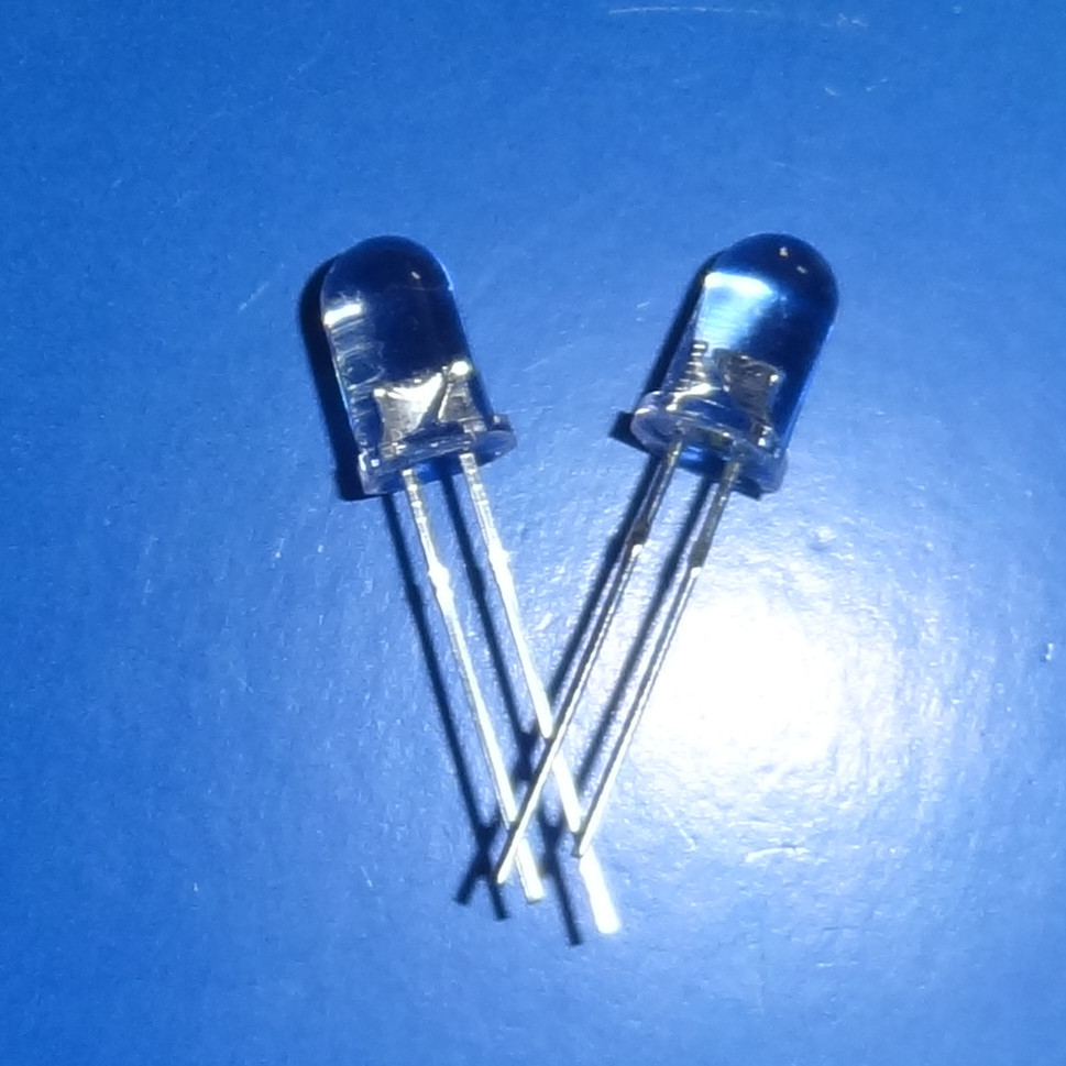 发射管 超薄遥控红外发射二极管 可切脚