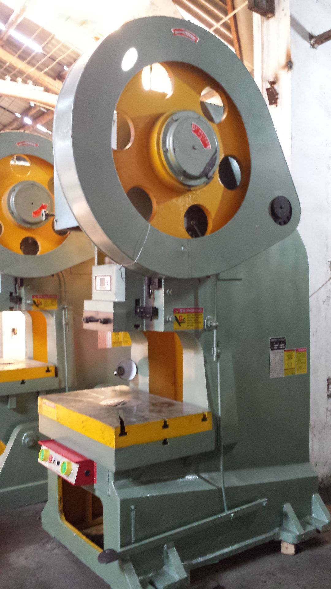 橡达油压机械_机械冲压机和油压机_东莞市玖诚油压机械有限公司