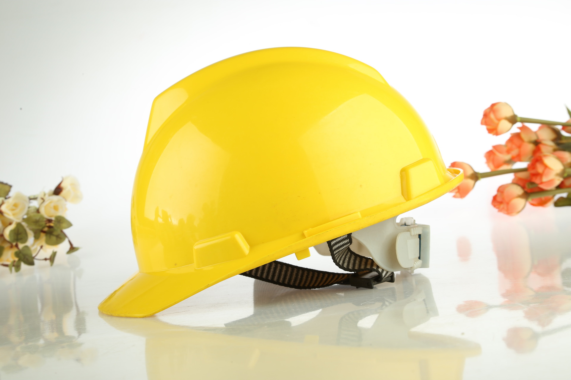 工地防护头盔保安头盔加厚圆形安全帽工地监管防护帽 批发