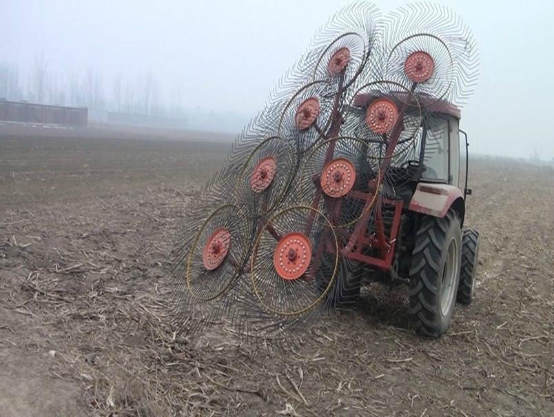 直销4个盘三点悬挂指盘搂草机9l 4圆盘搂草机秸秆搂草机