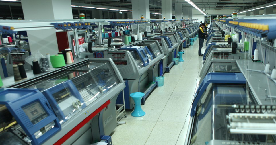 生产高档3d飞线飞织鞋面毛线鞋套毛织热熔