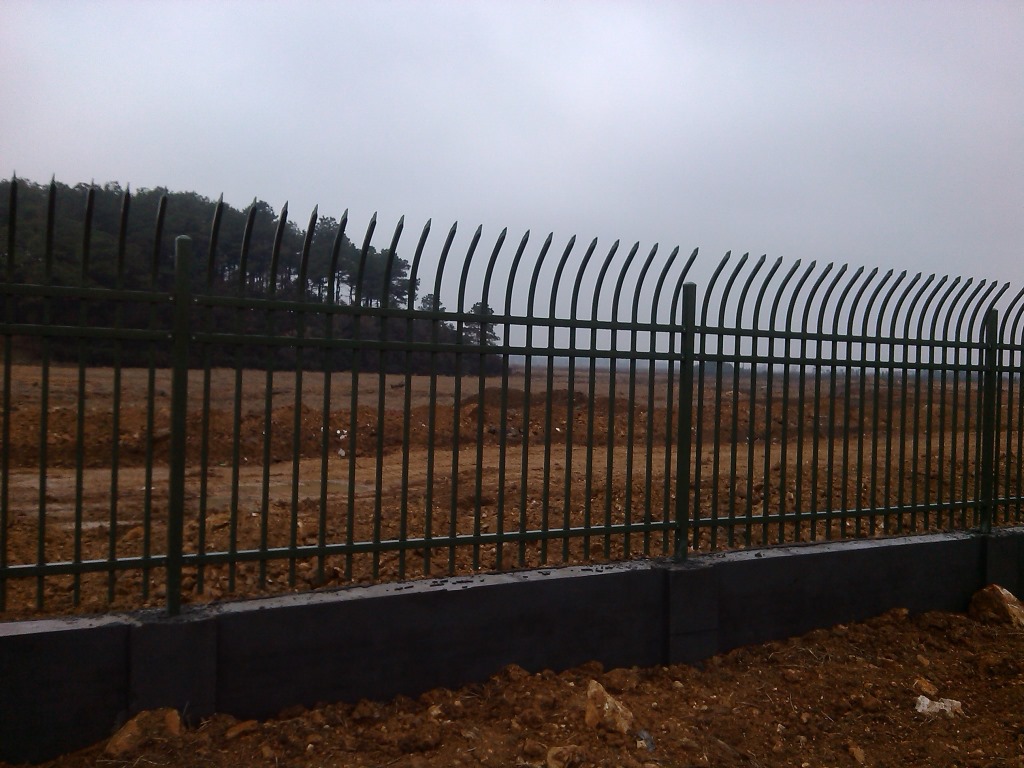 喷塑护栏 厂区围栏 围墙栏杆 新型护栏网