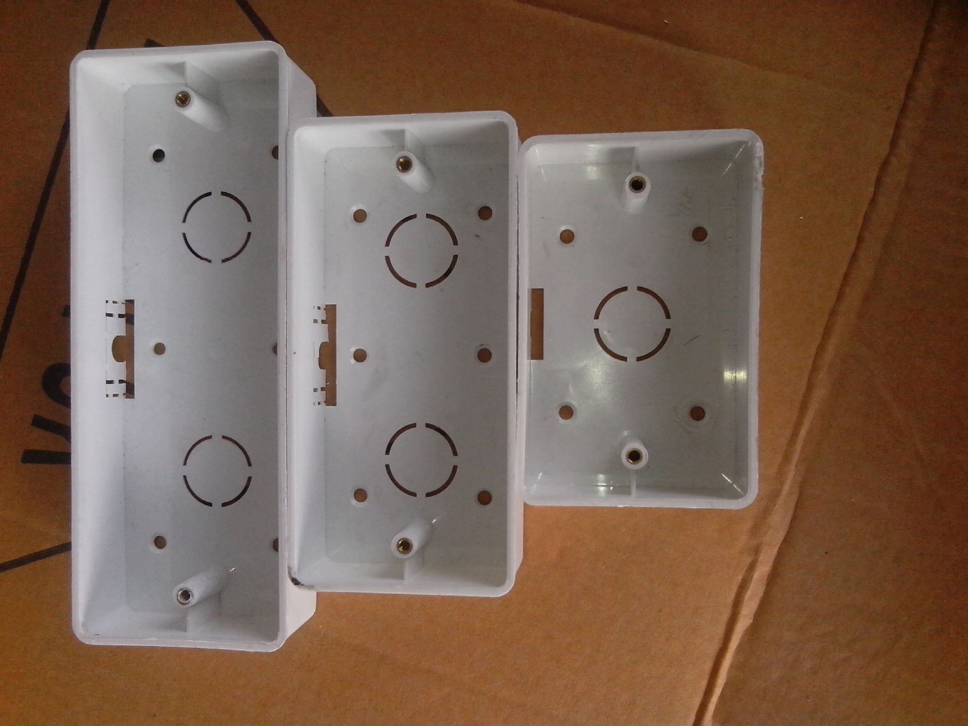 118四位开关插座底盒明装盒