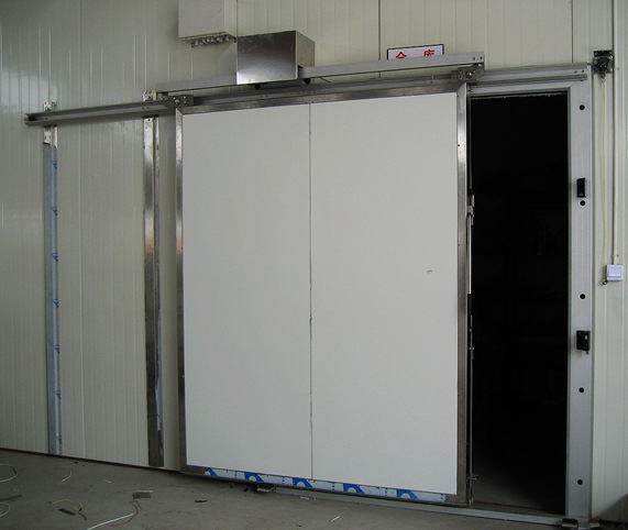 安耐美厂家供应随州提升式冷库门 平移式冷库门