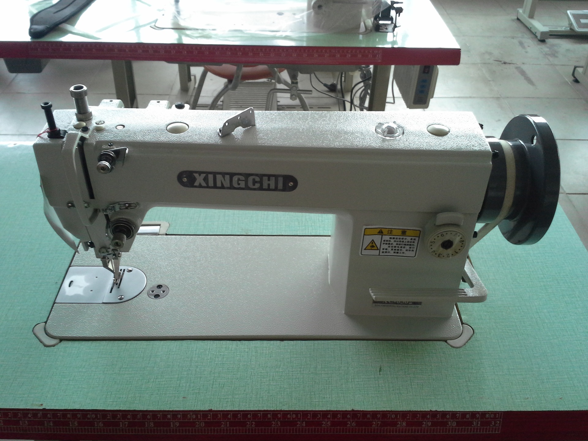 厂家供应0302箱包同步车dy两同步平缝机厚料针车工业缝纫机