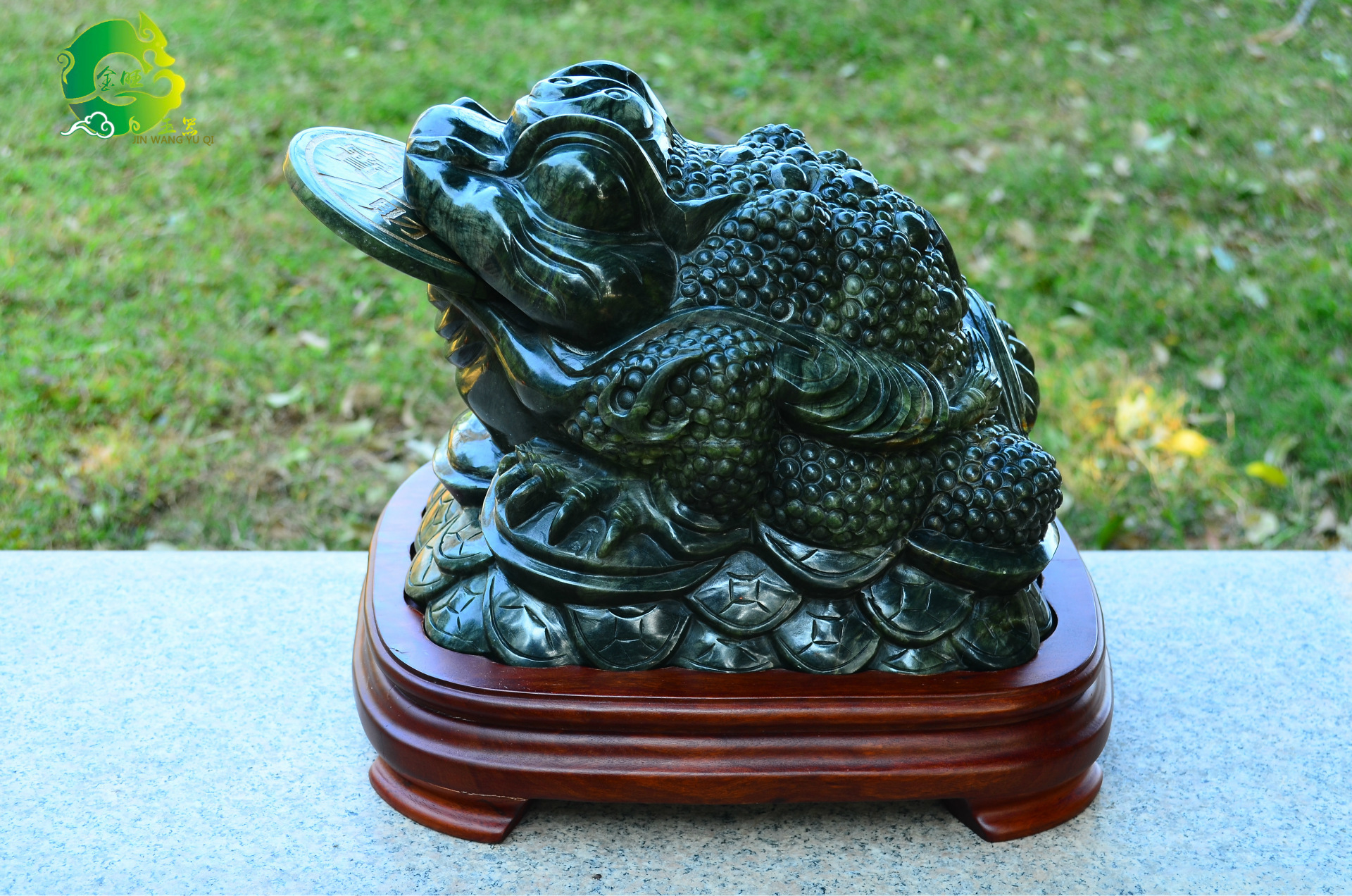 招财进宝金蟾摆件工艺品南玉大金蟾招财摆件大号批发