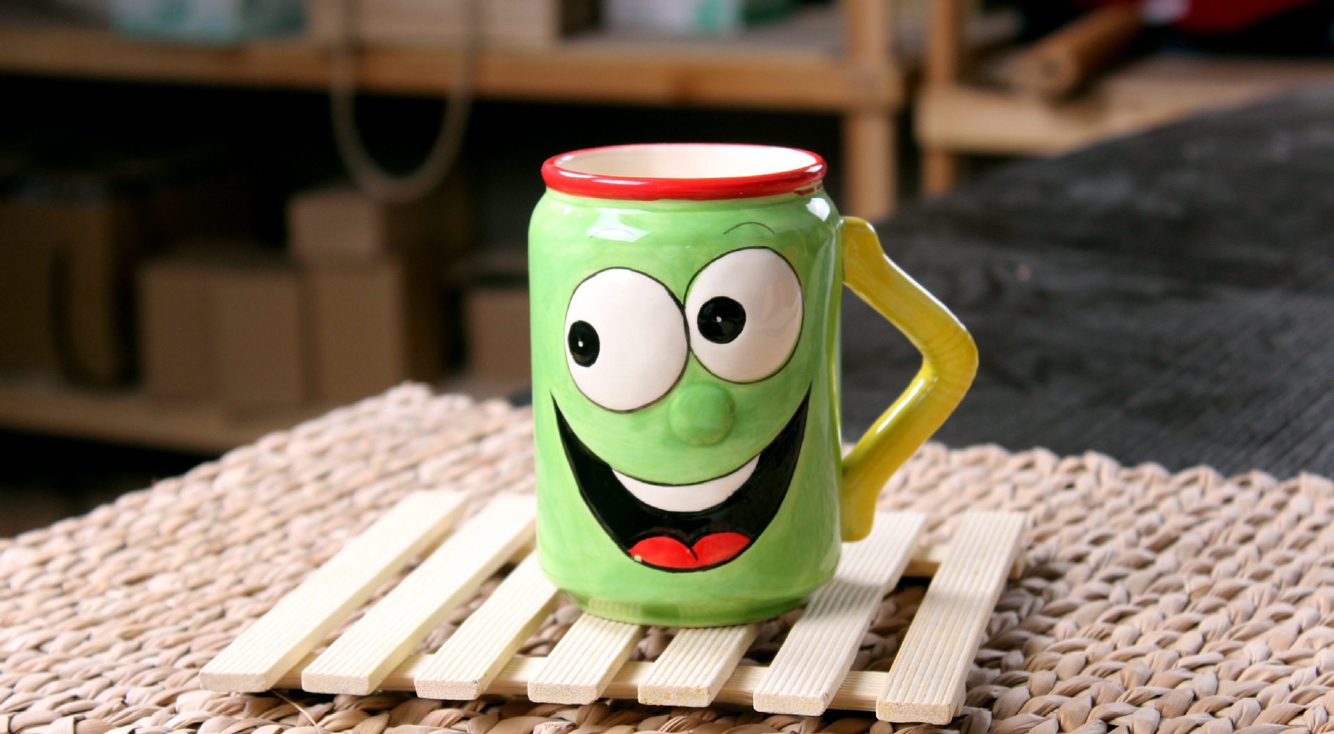 创意可爱表情陶瓷杯 情侣咖啡牛奶杯 卡通_杯子_列表网