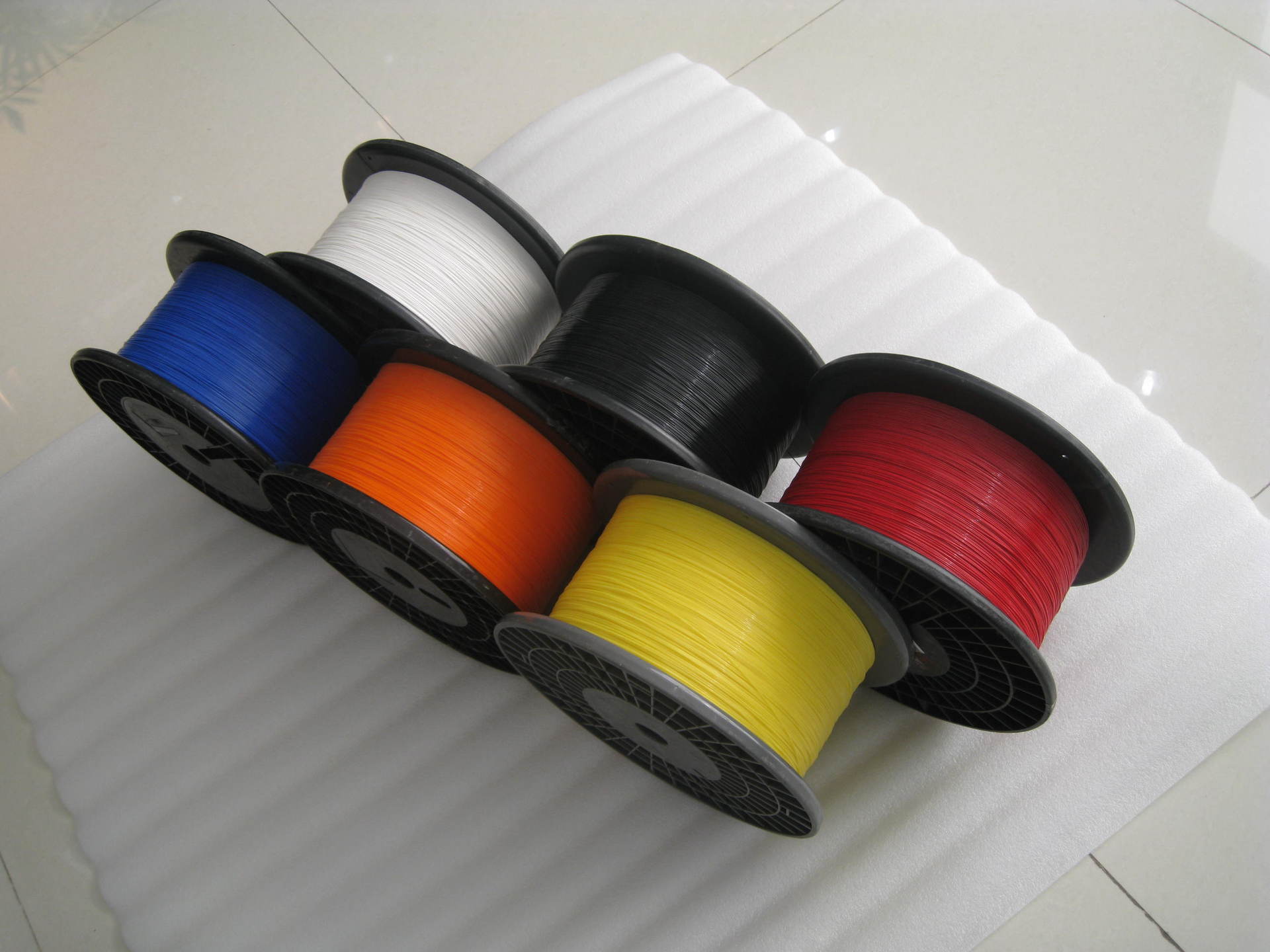 长期供应 康宁/长飞g657a1/a2 光纤 单模裸光纤 抗弯曲光纤 大量