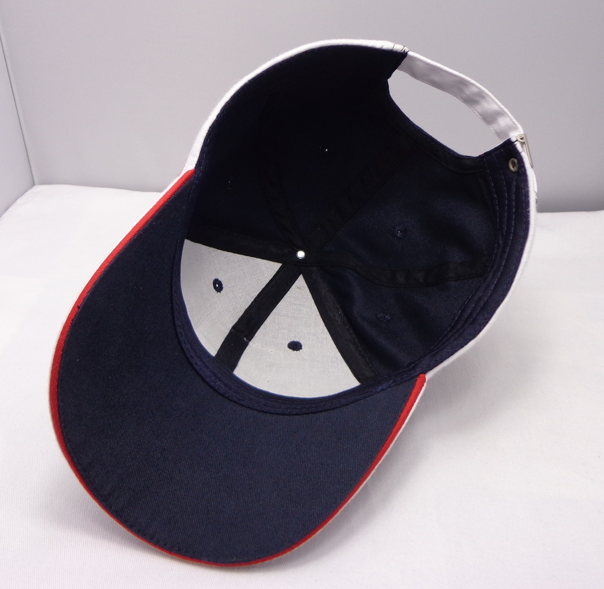 优质高档阿斯顿马丁帽子高档汽车帽 赛车帽 厂家供应正品汽车帽子