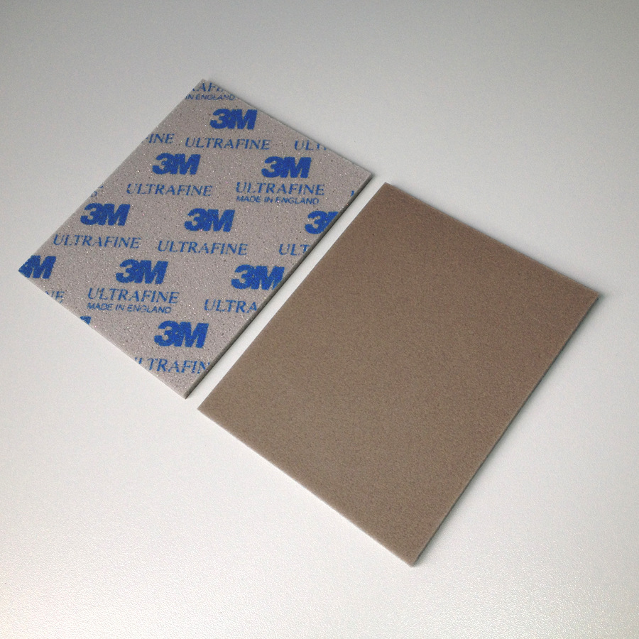 5"英寸红粗 3m海绵砂砂纸是将氧化铝或碳化硅等精选矿砂粘结在强度