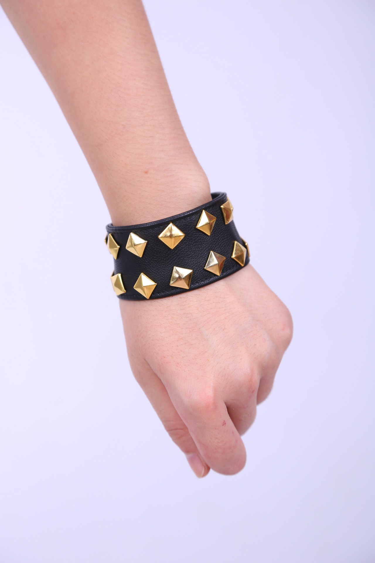 【新款上市】 皮革护腕 舞蹈夜店钢管舞表演护腕 现货批发