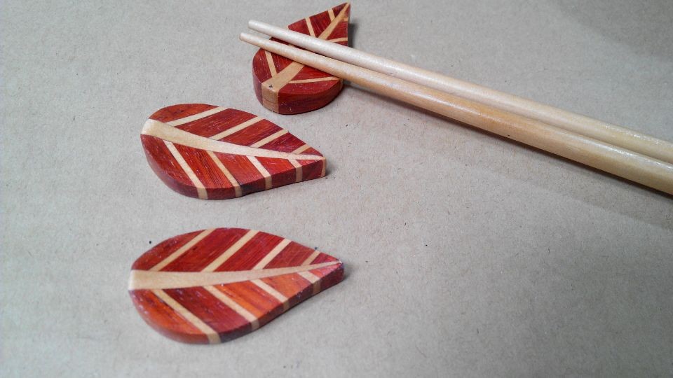 日式创意拼木筷子架纯手工叶子木制酒店筷子架筷枕定制