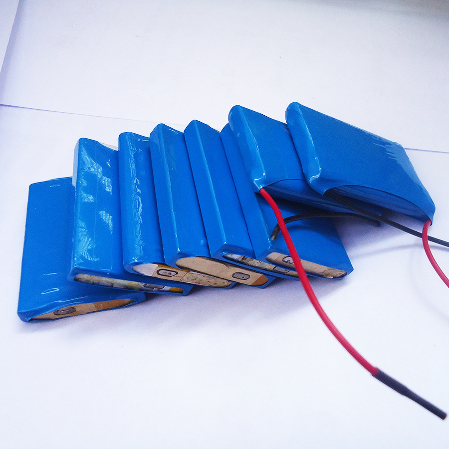 厂家直销 063450扁方形充电锂电池800mah 头灯电池加保护板