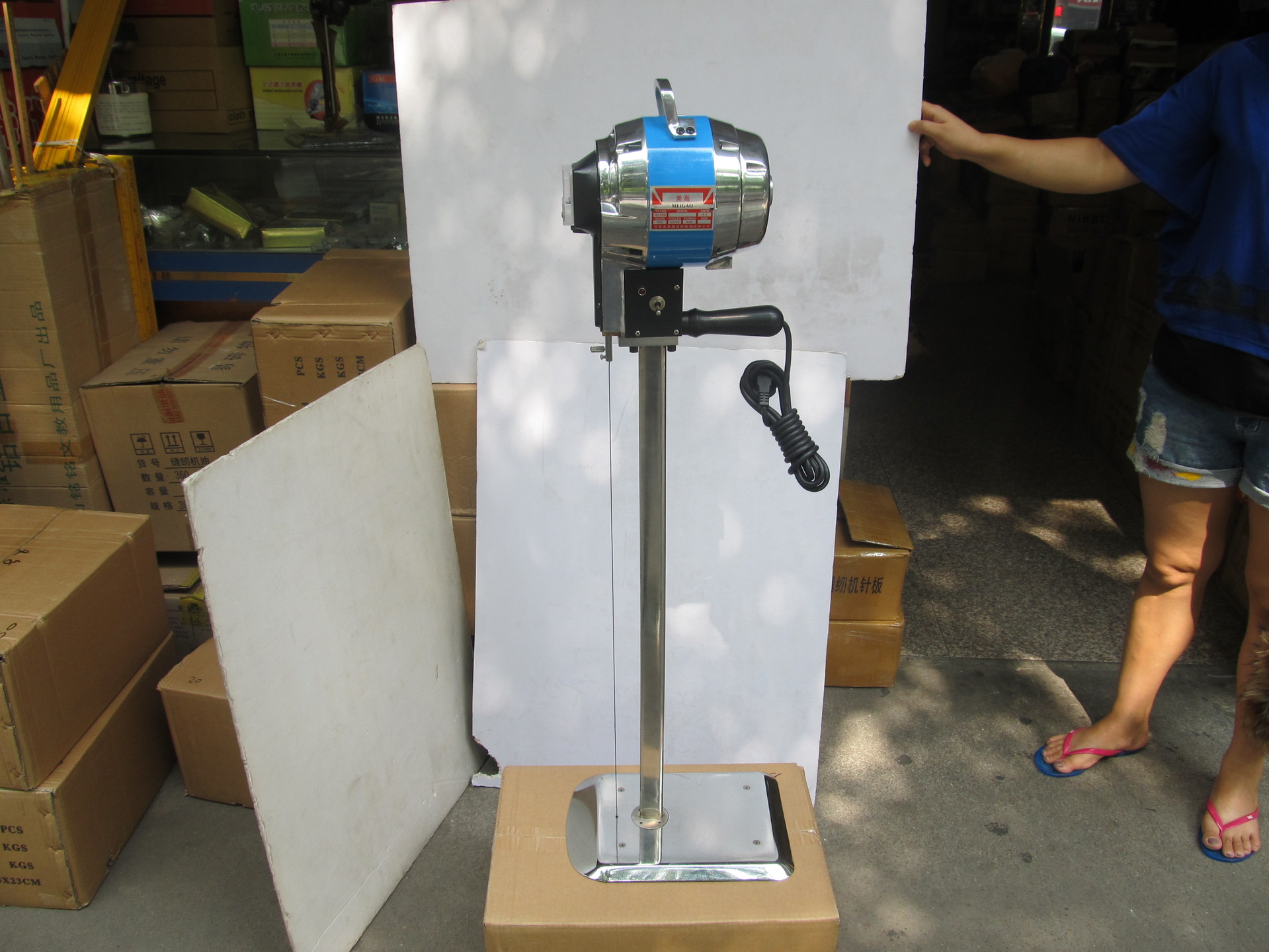 大量供应东盛牌各种型号裁棉机