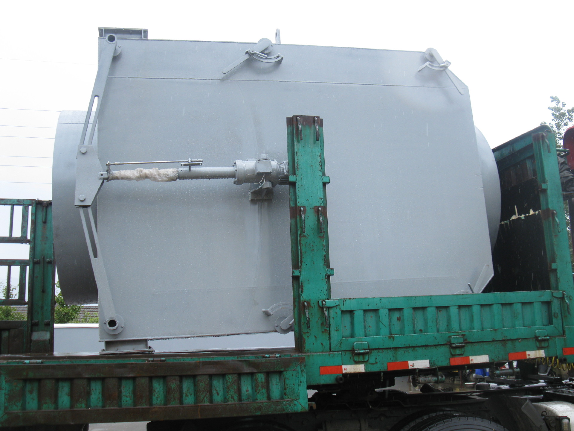 木块分离器用于煤粉中的木块分离,有电动分离器和手动木块分离器