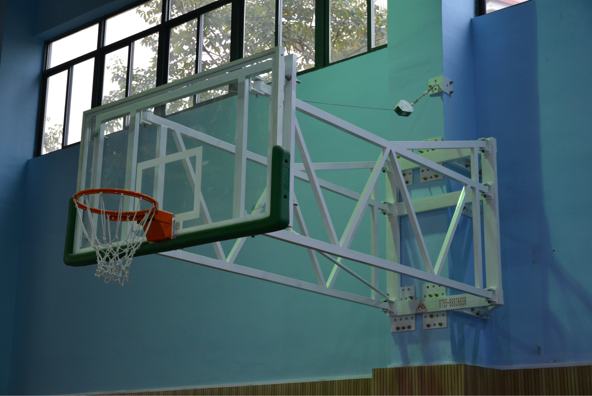 墙壁侧折叠篮球架hd-2062b