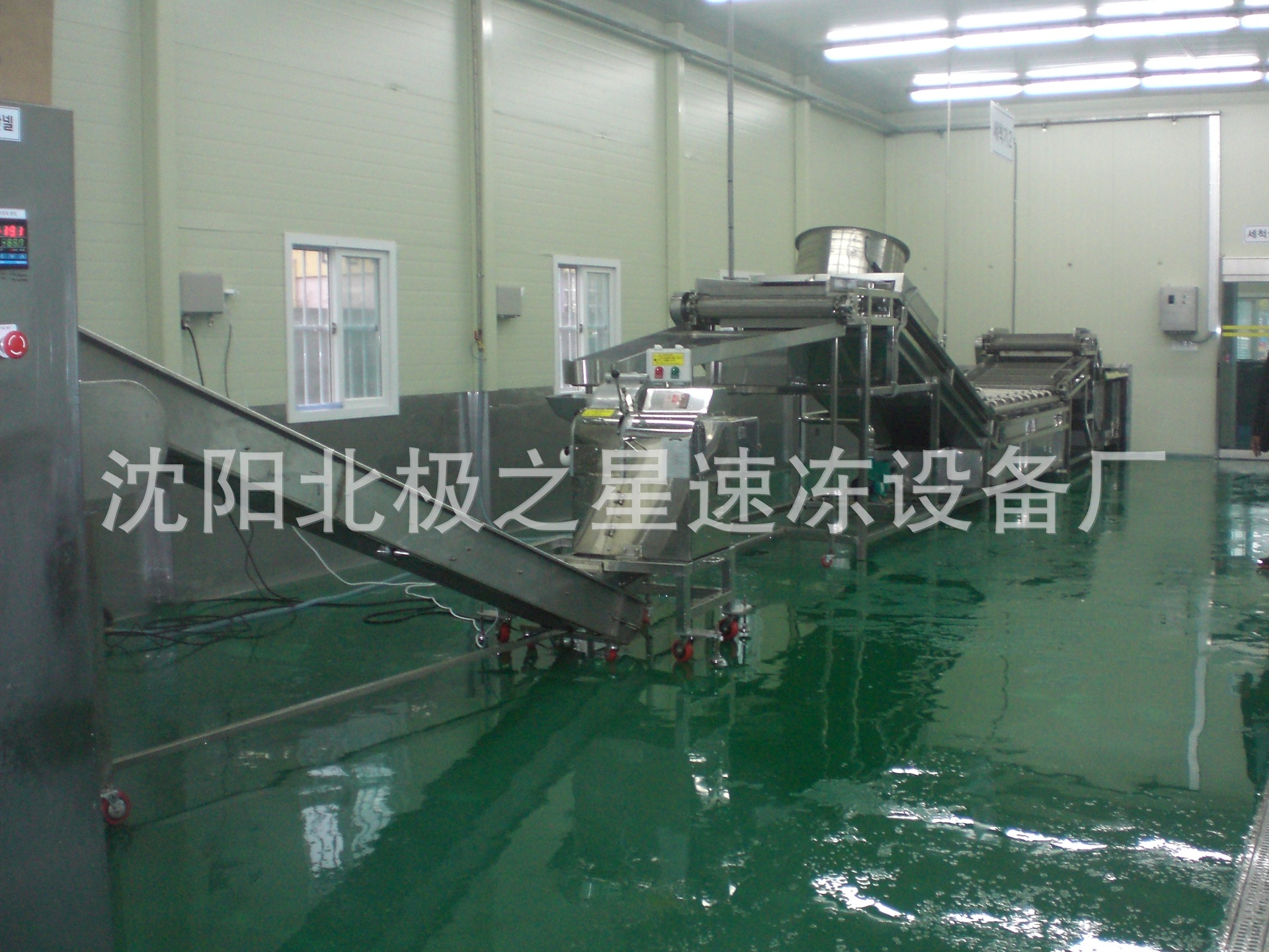 厂家供应 果蔬清洗加工设备 多功能果蔬加工设备