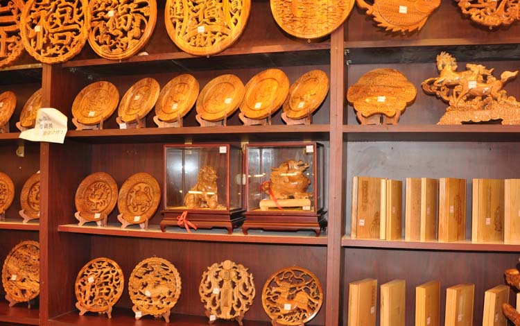 展厅展示桃木工艺品 木制工艺品 肥城福临