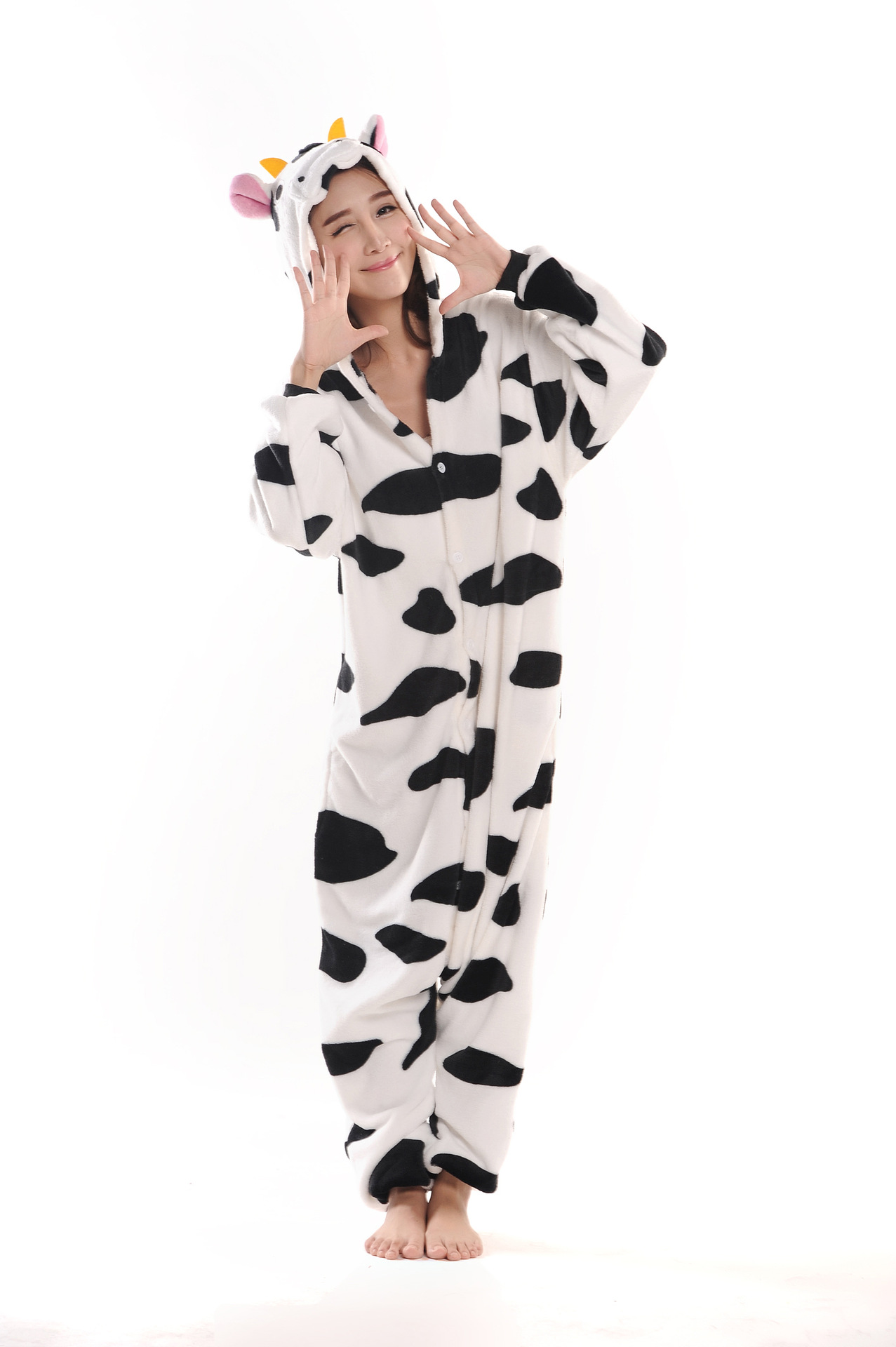 卡通连体睡衣 新款爱情公寓水貂法兰绒奶牛