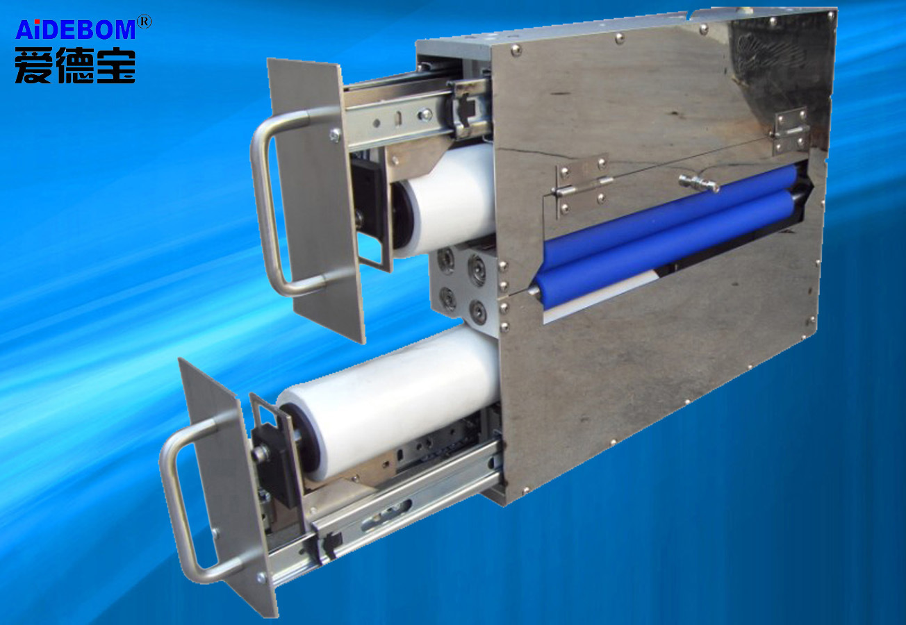卷材除尘滚轮清洁机苏州爱德宝厂家直销卷材滚轮清洁机bm