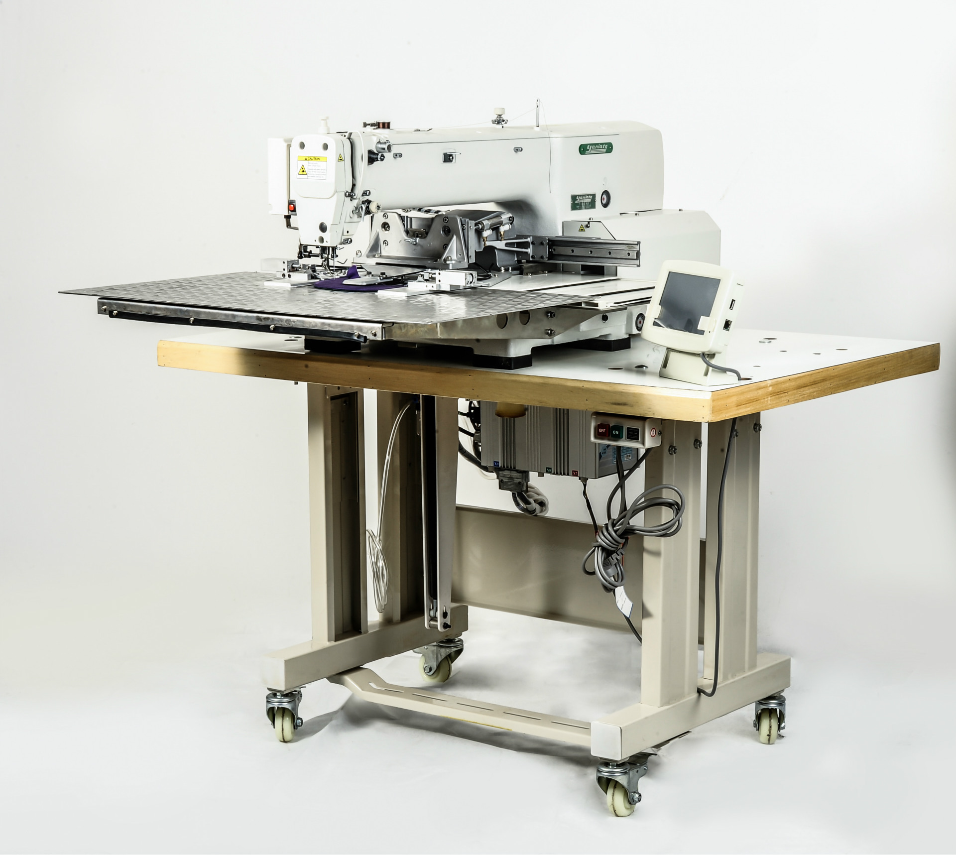 工厂批发缝纫花样机 全自动电脑花样机 缝纫速度快工作效率高