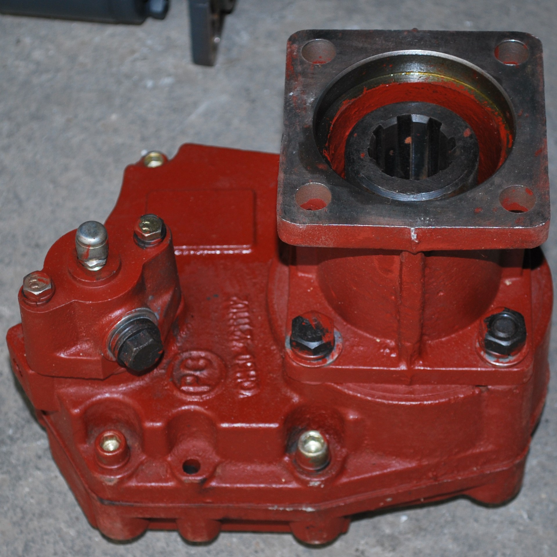 郑州批发供应 法斯特变速箱取力器 qh50取力器 低价销售