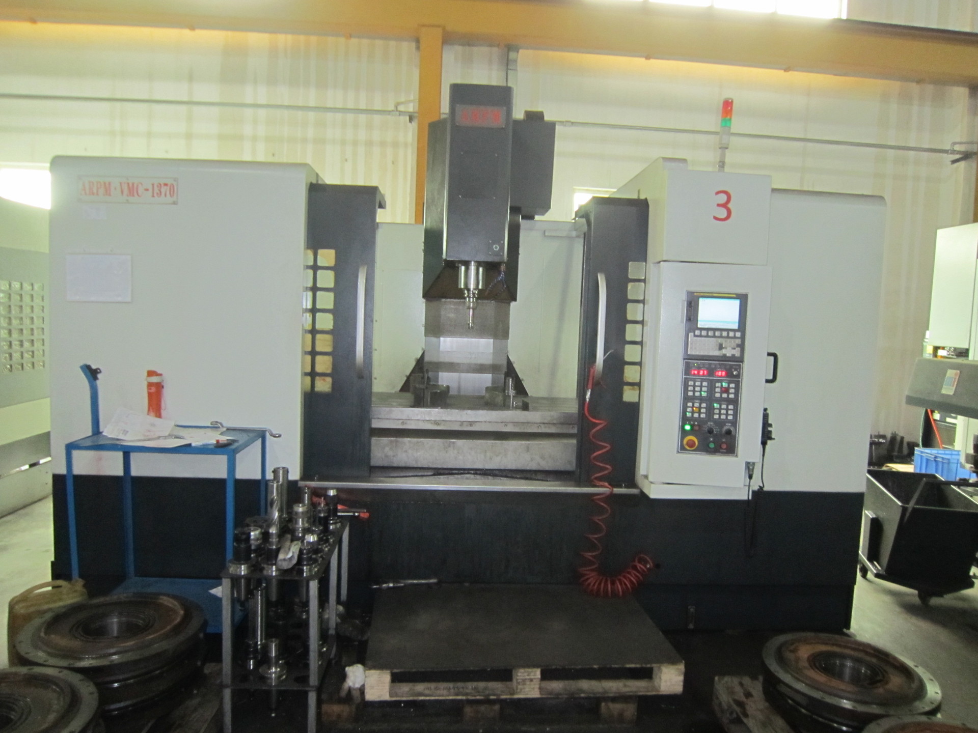 vmc-1370加工中心客户现场