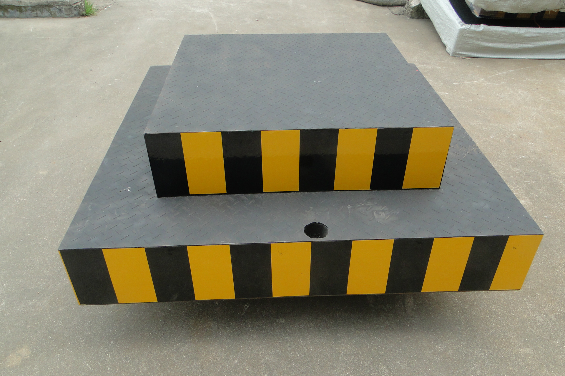 【天台县德晟橡塑有限公司】防撞路椎运营商介绍 - 食品饮料