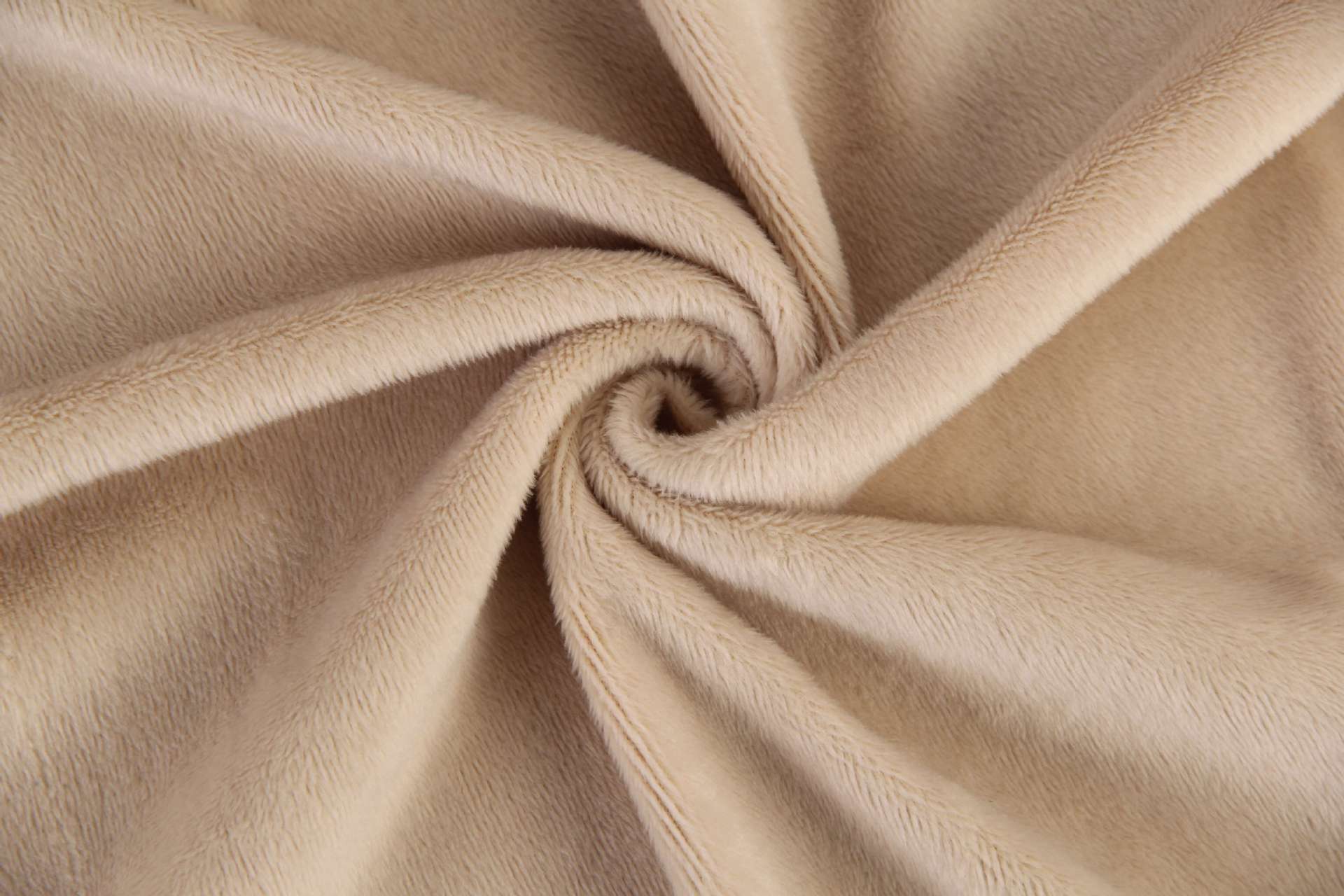 厂家批发 仿棉不倒绒 冬季保暖睡衣大衣里料童装校服服装面料