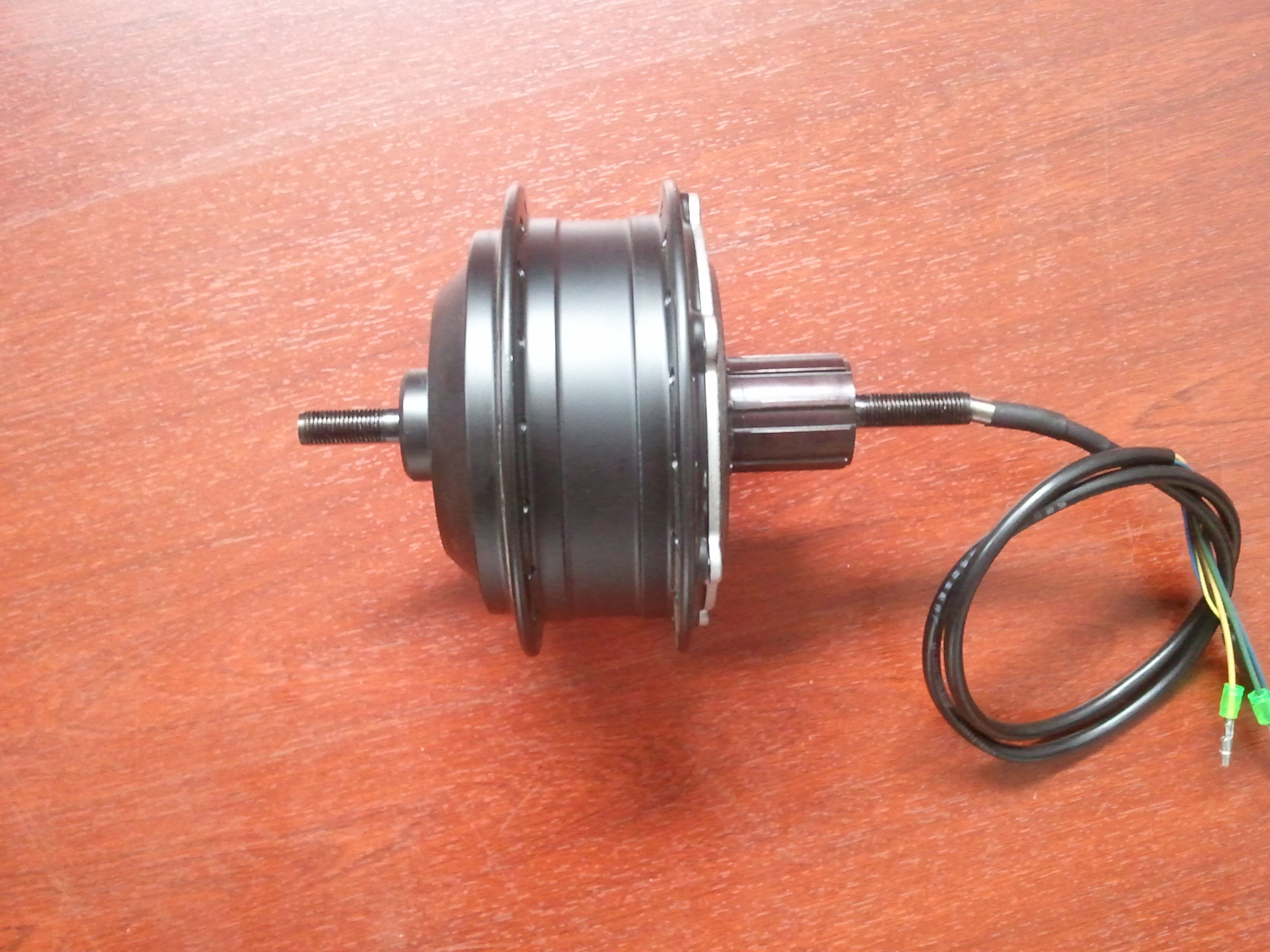 供应后驱碟刹卡式飞轮变速电机