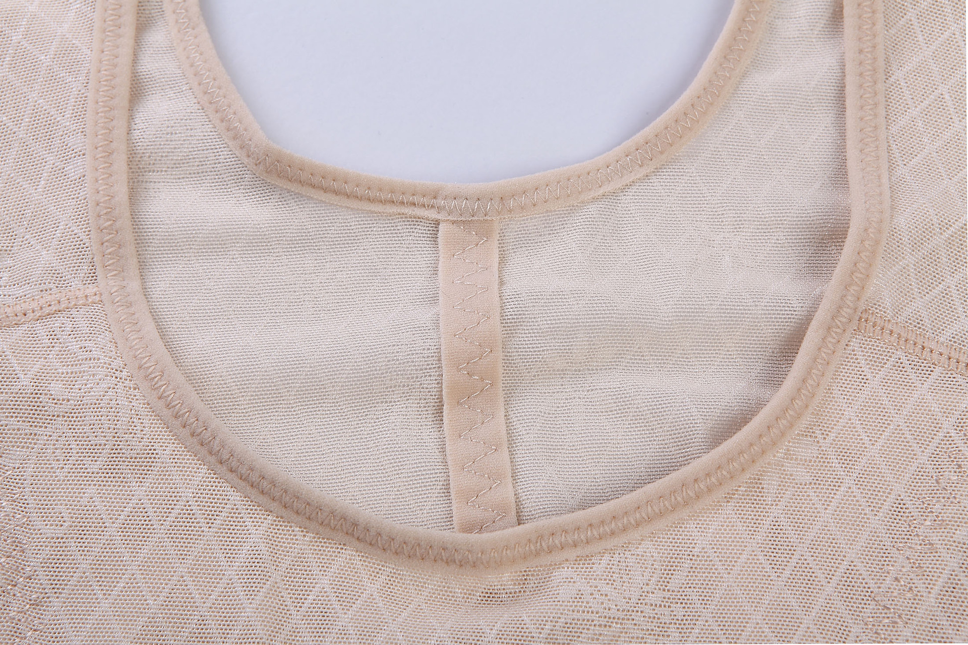 产后收腹塑身连体内衣女士提臀收腹托胸美体内衣 连体束身衣批发