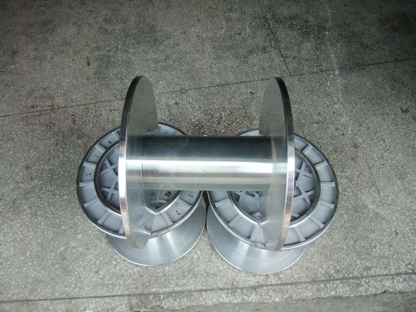 厂家批发16寸400*255经纱拉纱整经铝盘头织带机配件