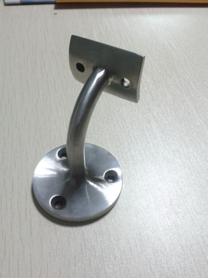 不锈钢玻璃扶手托不锈钢玻璃支架七字墙托l型扶手托