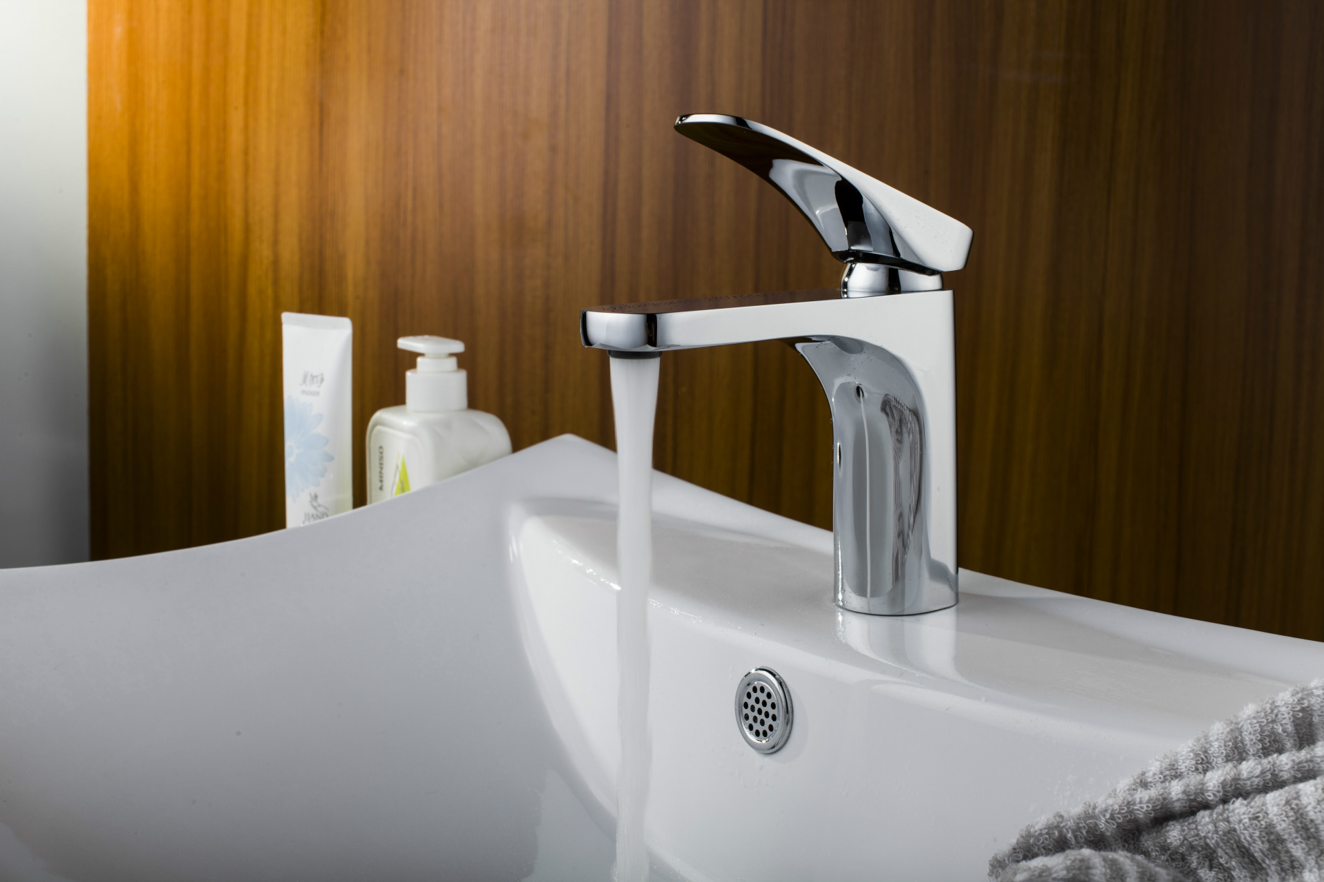 翠城 厂家直销批发 新款高档洗脸盆面盆全铜冷热水龙头101100