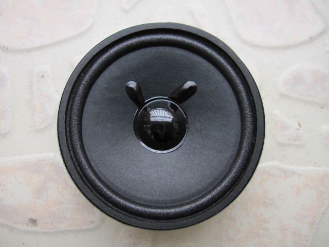 3寸圆形77mm金刚型高度26mm泡边白磁人声清脆4Ω10w专业级喇叭