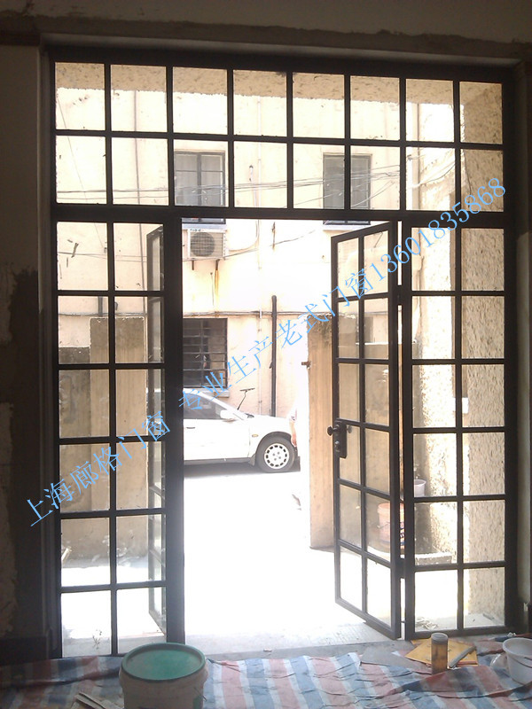 老式钢窗 老式门窗 仿古钢窗 钢窗不生锈钢窗 不生锈钢门 老钢窗