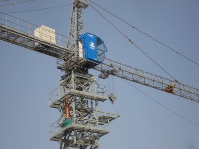 山东鸿达qtz40470845104吨塔式起重机48m臂长4吨塔吊