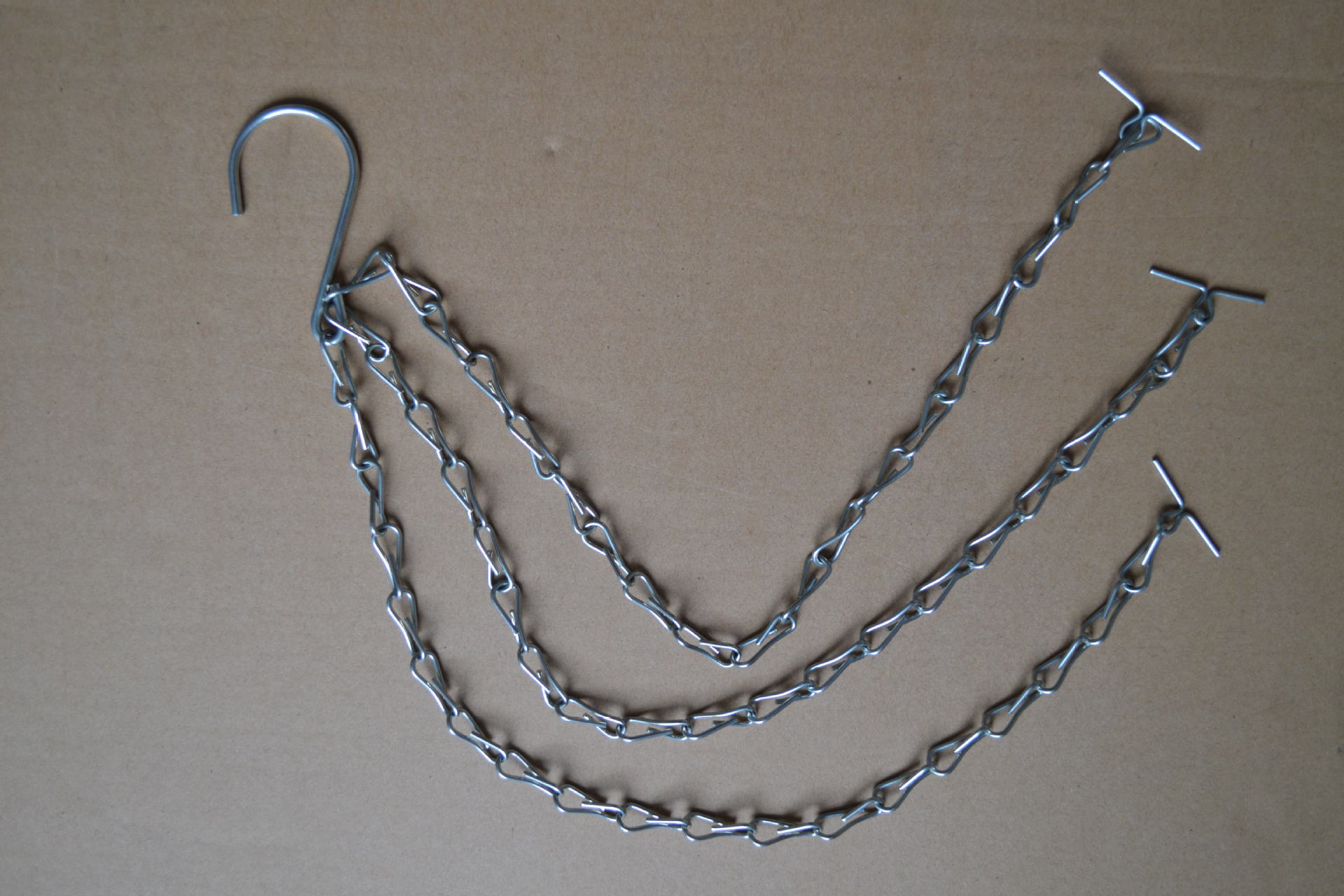 厂家直销:双钩链,花篮吊链,园艺链条,椰衣吊篮链.