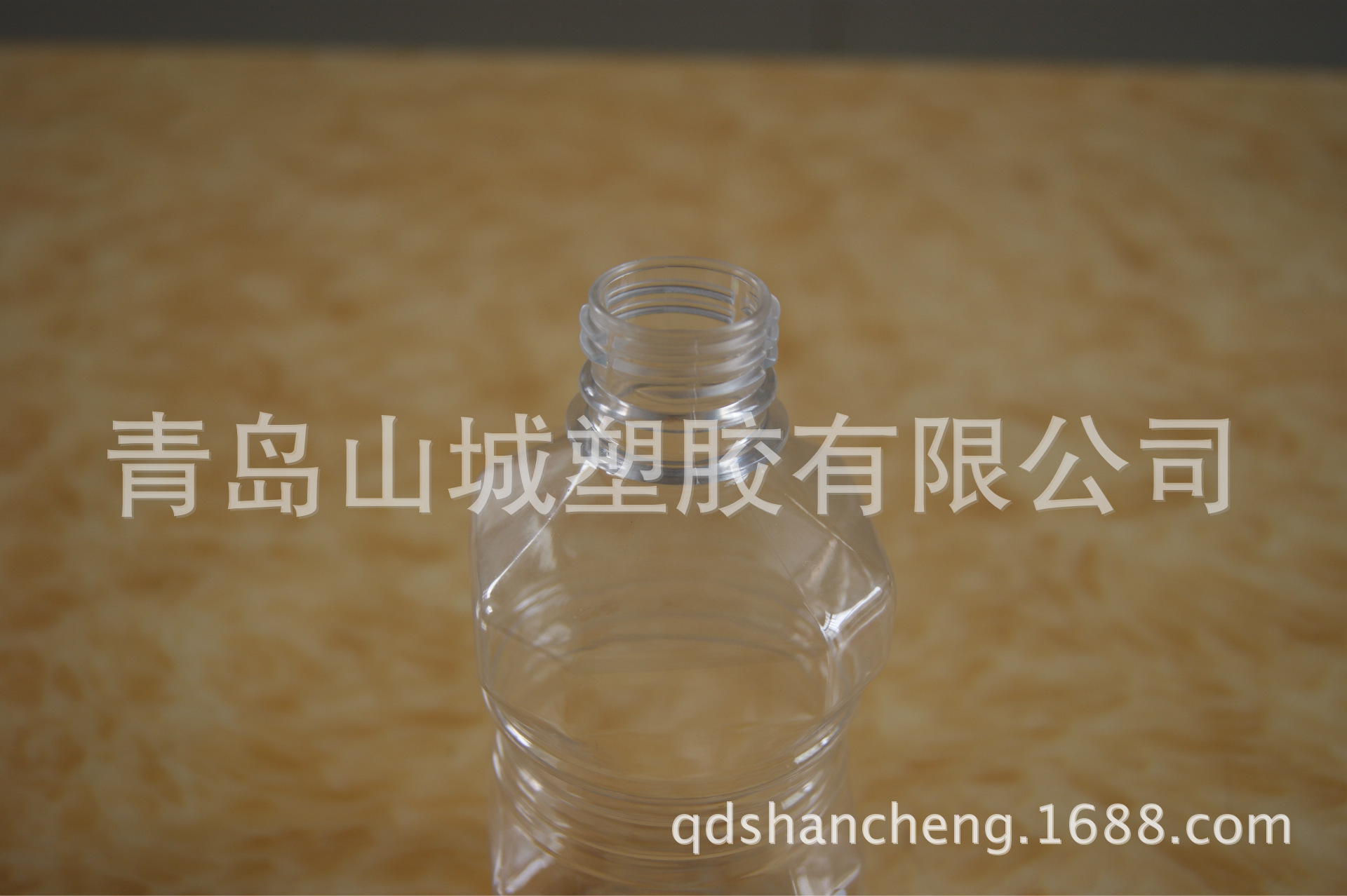 青岛厂家直销供应 pet塑料瓶 300ml塑料瓶 也可来样加工 质量高
