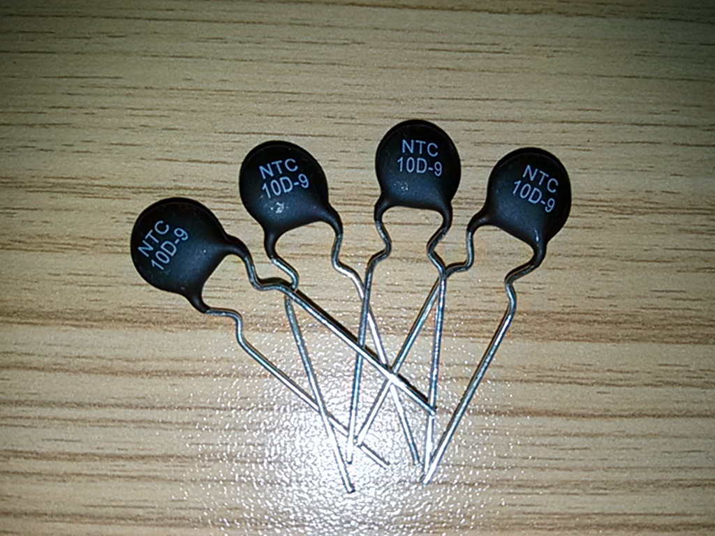 半导体热敏电阻器的种类、检测以及注意事项