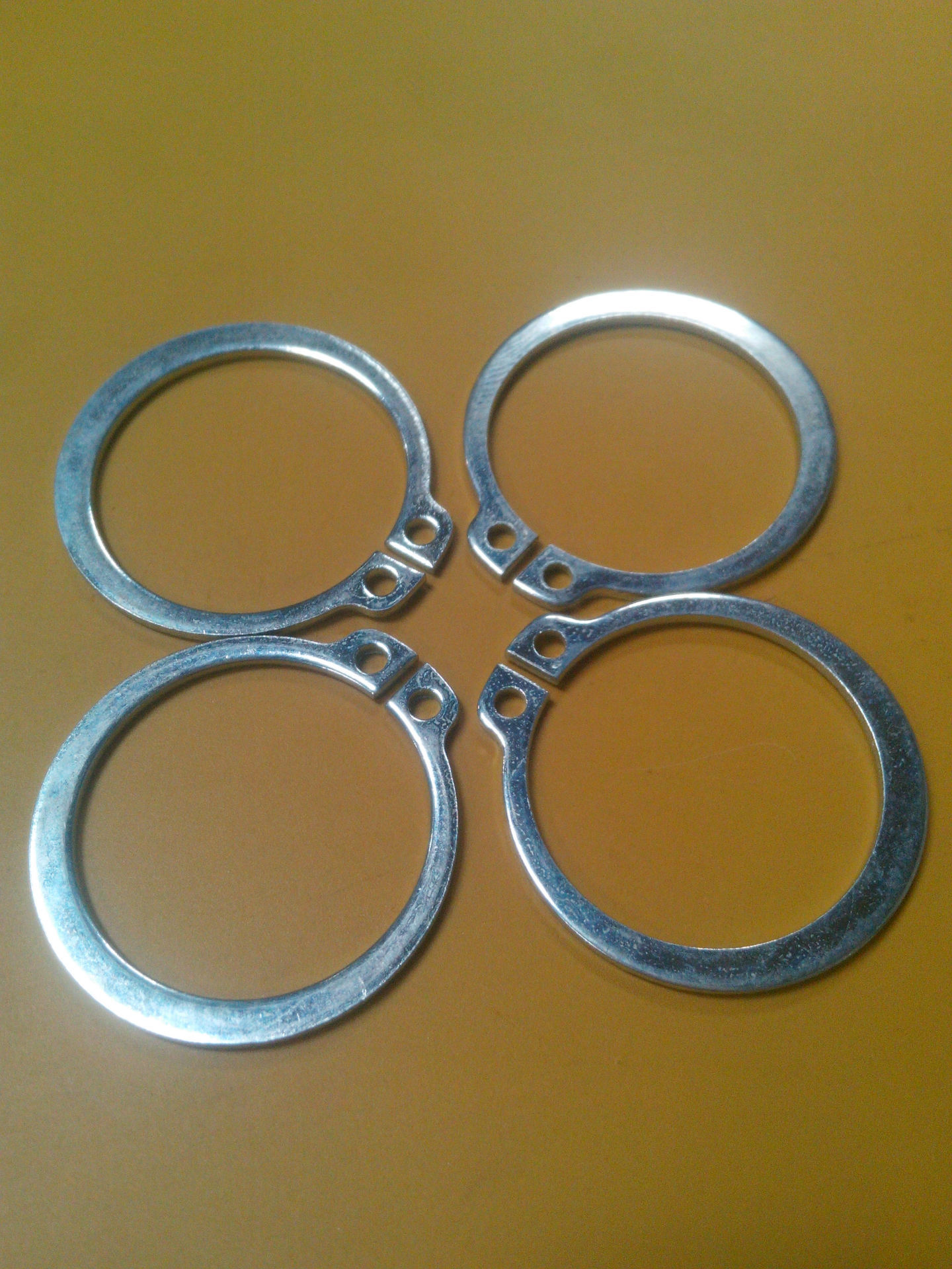 轴用挡圈 轴用卡簧 供应大量进口 轴用挡圈 (镀锌) stw