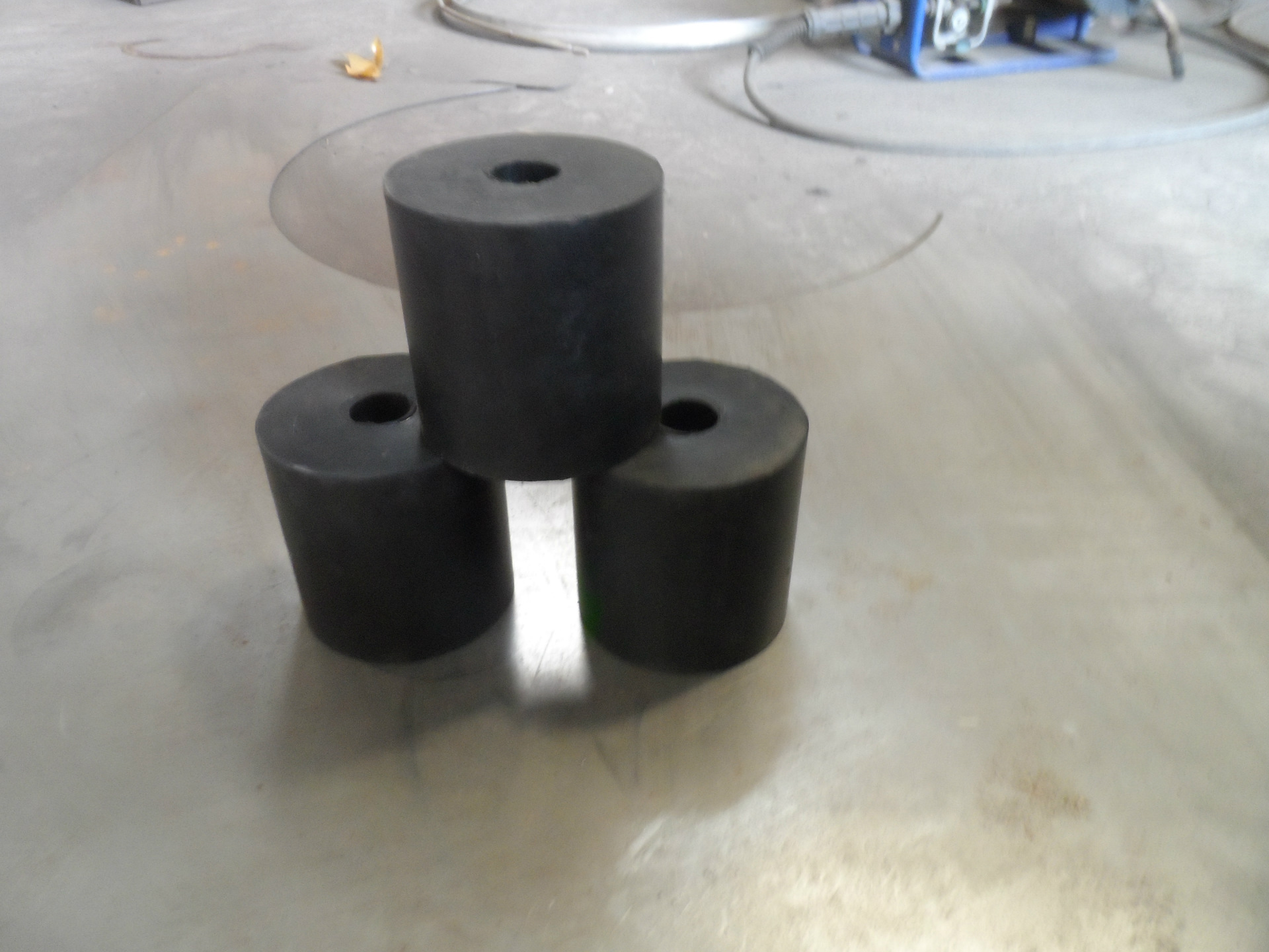 树脂砂线上用圆柱形橡胶垫 橡胶减震垫