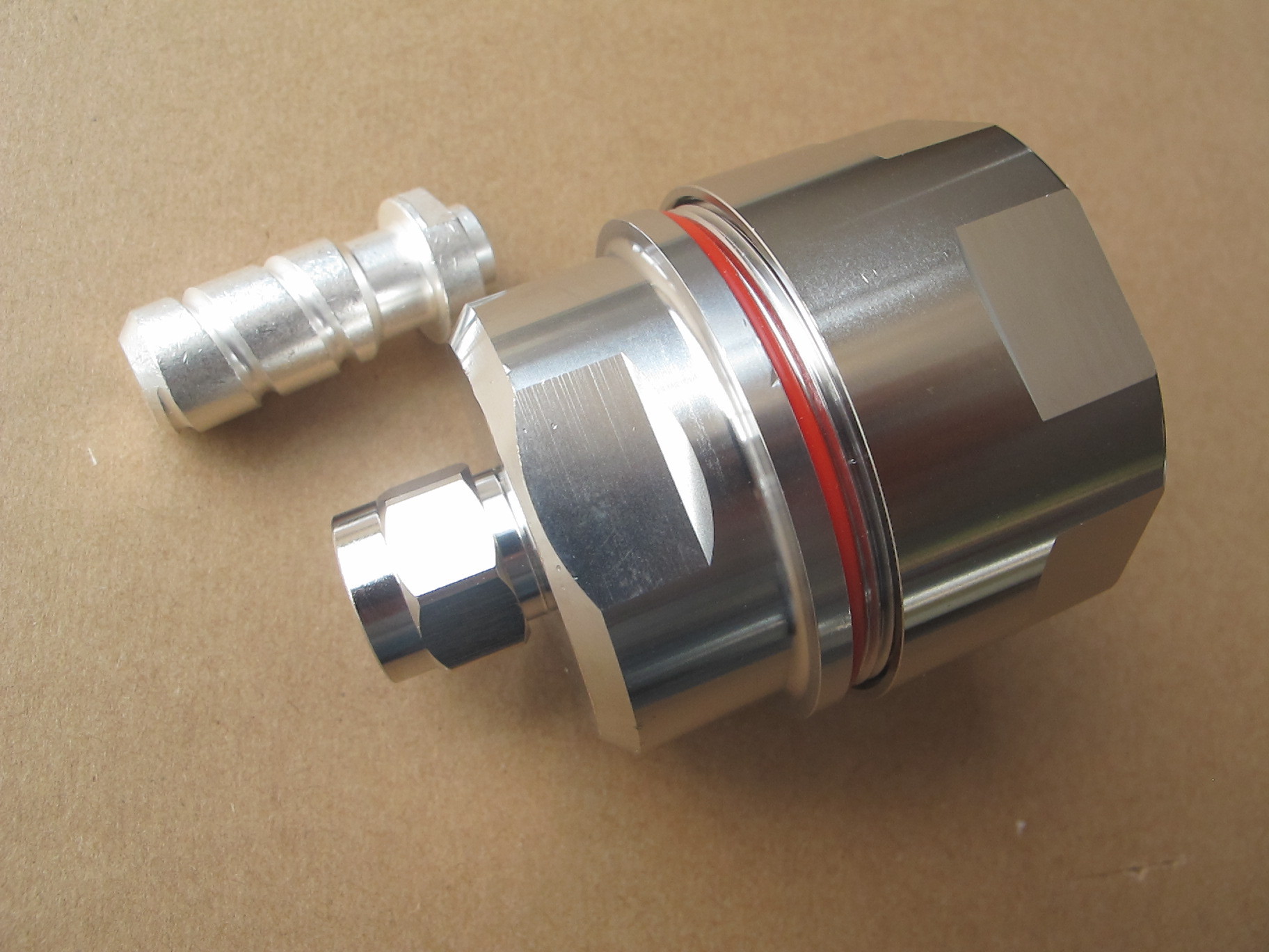 馈线接头 13/8 泄漏电缆 连接器 1-5/8 漏缆馈头