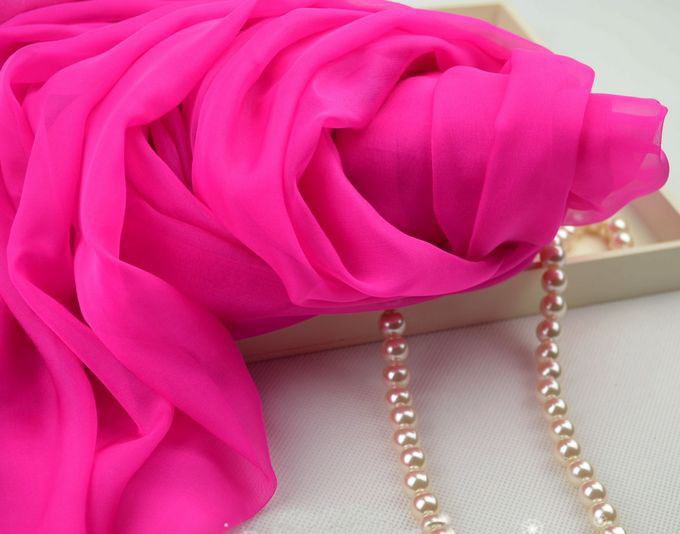 艳丽玫红素色真丝雪纺丝巾桑蚕丝纱笼沙滩巾披肩围巾