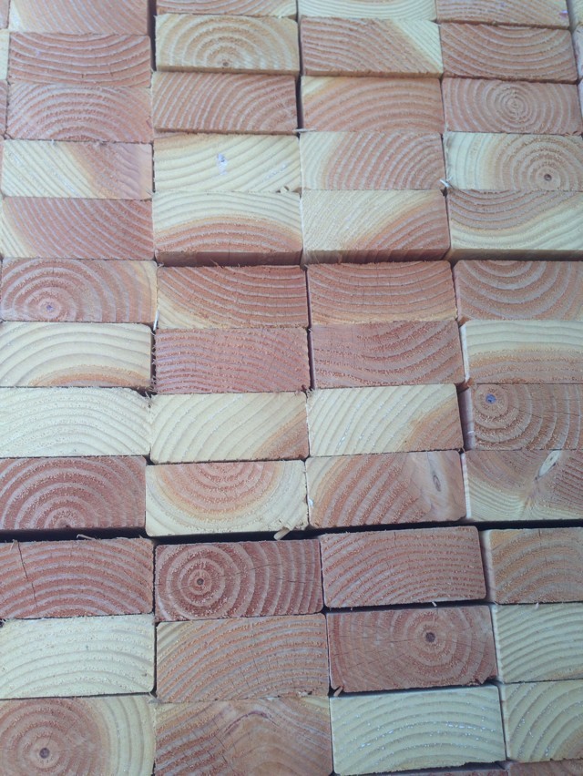 振志宏木业 ( 上海 ) 有限公司是花旗松木方,辐射松木方,铁杉木方