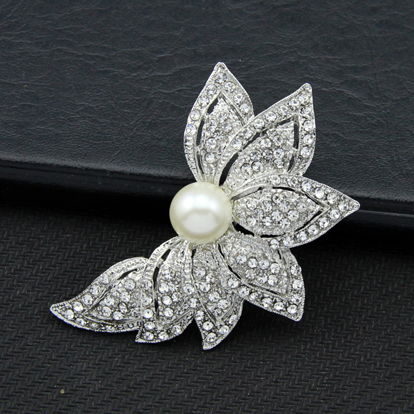 Korean Fashion Pearl Brooch Hot Sale All-Match Diamond Corsage Alloy Silver-Plated Pin