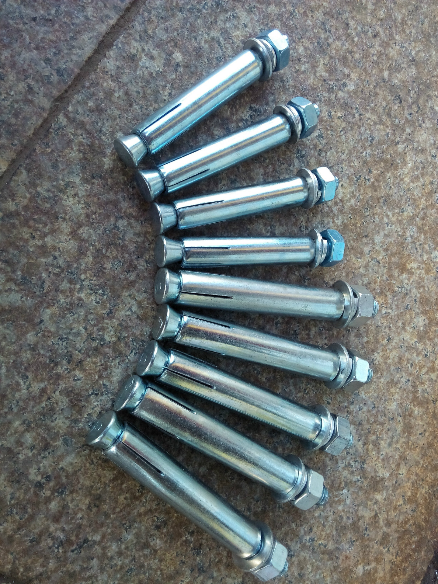 现货供应国标膨胀螺栓镀锌膨胀螺栓价低膨胀螺栓规格齐全