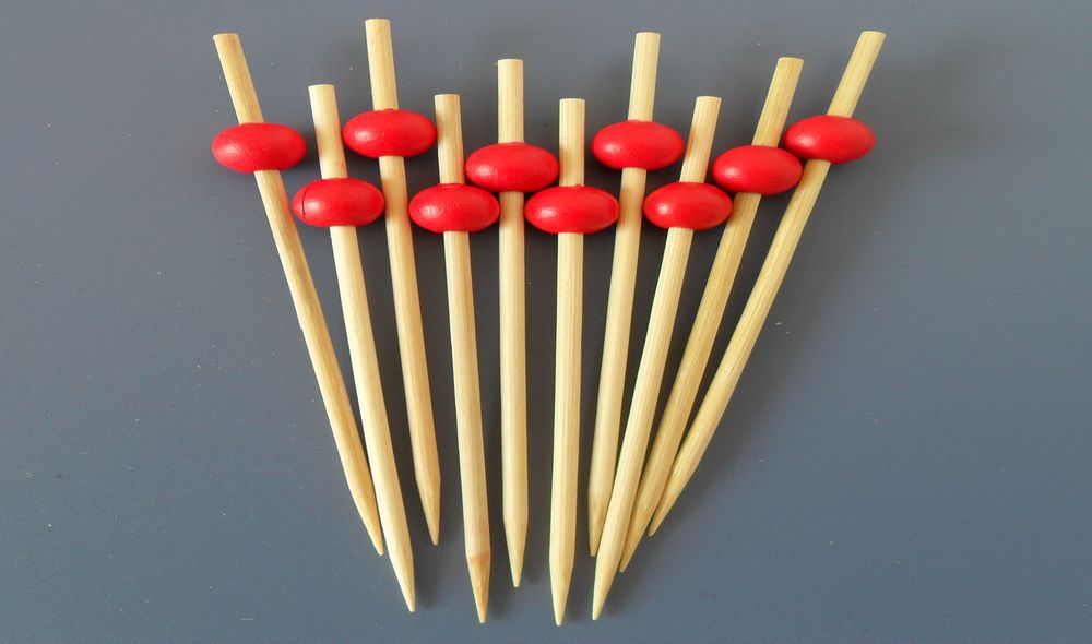 厂家大量供应外贸原单竹制水果签9-10cm可定制