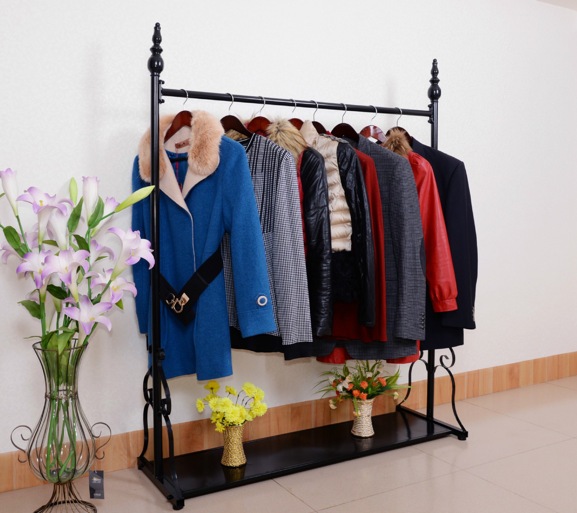 简易铁艺服装架落地式衣帽架女装挂衣服展示架卧室侧挂晾衣架